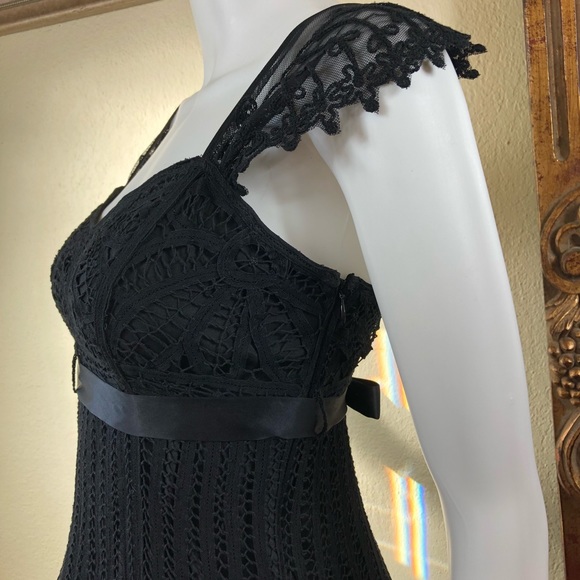 Betsy Johnson of New York Size 2 Black Lace - Picture 2 of 8